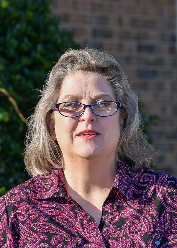 Headshot of Customer Care Specialist, Debbie Foskey